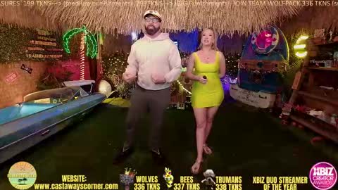 Snapshot of bigbananamilfshake chatting on 01/13/26, 05:13 Mya and Angelo online show from 01/13/26, 05:13