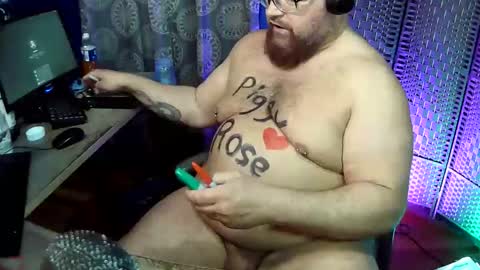 BigBear4Cuddles online show from 04/28/26, 02:27