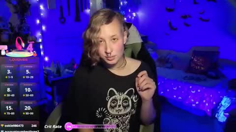 Snapshot of bigbearandbunny chatting on 11/03/25, 11:15 bigbearandbunny online show from 11/03/25, 11:15