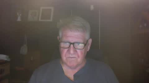 Snapshot of bigbeerdrinker1 chatting on 11/01/25, 05:31 bigbeerdrinker online show from 11/01/25, 05:31