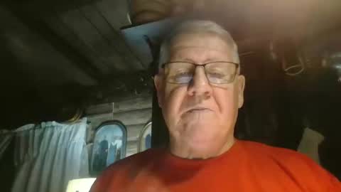 Snapshot of bigbeerdrinker1 chatting on 12/02/25, 11:56 bigbeerdrinker online show from 12/02/25, 11:56