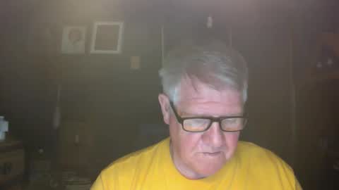 Snapshot of bigbeerdrinker1 chatting on 01/19/26, 05:33 bigbeerdrinker online show from 01/19/26, 05:33