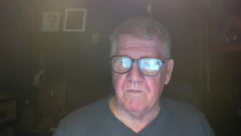 Snapshot of bigbeerdrinker1 chatting on 02/21/26, 07:42 bigbeerdrinker online show from 02/21/26, 07:42