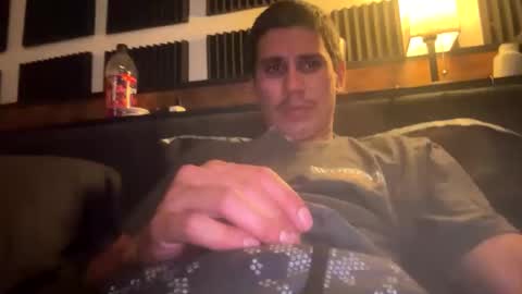 Snapshot of bigben281330 chatting on 06/10/26, 01:17 bigben281330 online show from 06/10/26, 01:17
