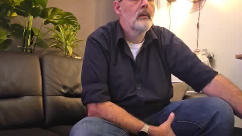 bigbibear88 online show from 11/30/25, 10:36