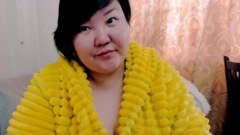 Snapshot of bigboobs55x chatting on 11/05/25, 09:31 Kira online show from 11/05/25, 09:31