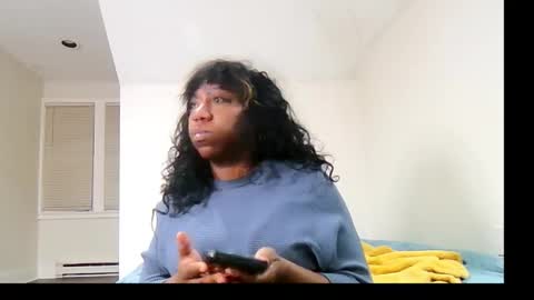 Snapshot of bigboobs_bouncin chatting on 02/18/26, 01:45 Ashley online show from 02/18/26, 01:45