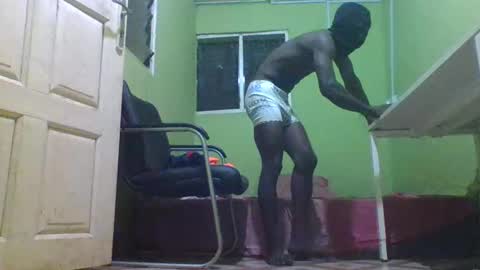 TOP EBONY DUDE online show from 01/12/25, 04:00