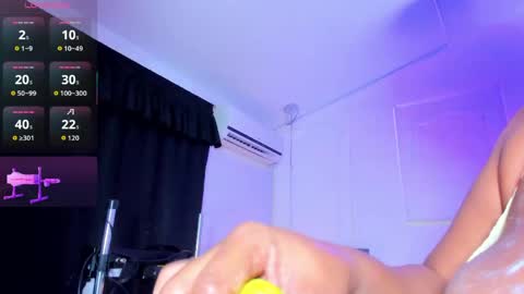 VIOLETA online show from 04/28/26, 02:27