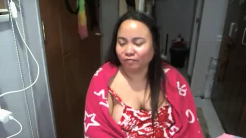 Snapshot of bigboobslyn chatting on 05/21/26, 04:03 bigboobslyn online show from 05/21/26, 04:03