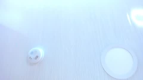   online show from 04/23/26, 10:14