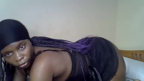 Vee online show from 11/01/25, 08:55