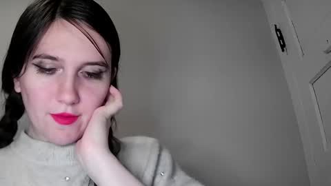 Isabella online show from 02/03/25, 12:47