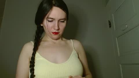 Isabella online show from 03/10/26, 01:32