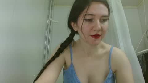 Isabella online show from 04/03/26, 07:56