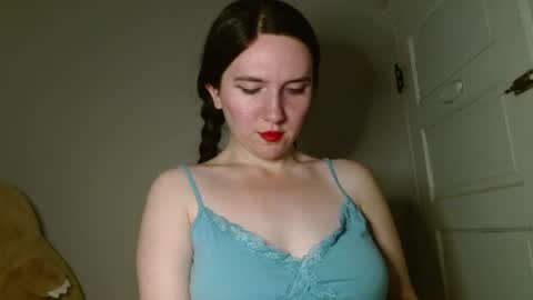 Isabella online show from 07/15/26, 06:40