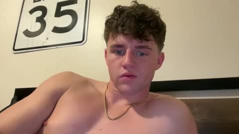 Snapshot of bigbootyburger1 chatting on 02/26/26, 06:40 bigbootyburger1 online show from 02/26/26, 06:40