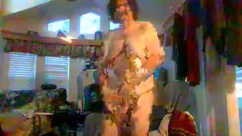 Snapshot of bigboy_604630544 chatting on 02/16/25, 01:49 bigboy_604630544 online show from 02/16/25, 01:49