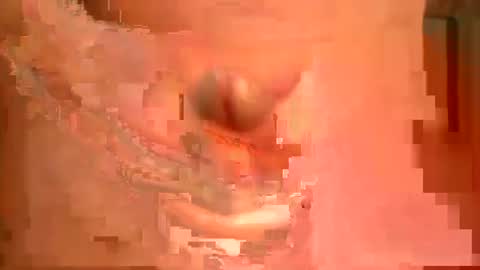 Snapshot of bigboy_smalldick chatting on 01/28/25, 05:32 Bigboy online show from 01/28/25, 05:32