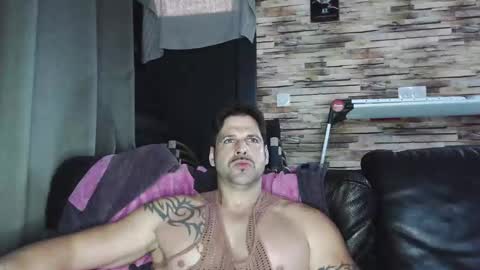 Bigboyband online show from 12/16/25, 04:01