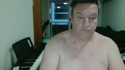 Snapshot of bigboybenny176 chatting on 06/16/26, 08:44 bigboybenny176 online show from 06/16/26, 08:44