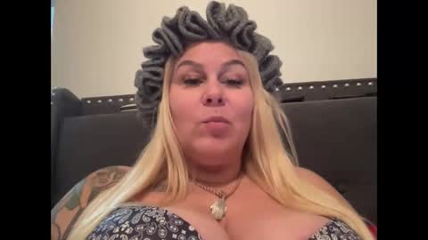 BIG BREAST SABRINA online show from 11/27/25, 02:46