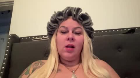 BIG BREAST SABRINA online show from 11/27/25, 04:31