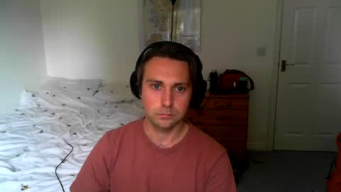 Snapshot of bigbrit_25 chatting on 06/15/26, 01:02 Big Brit online show from 06/15/26, 01:02