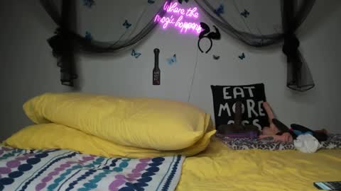 bigbuttsarena online show from 02/04/25, 10:13