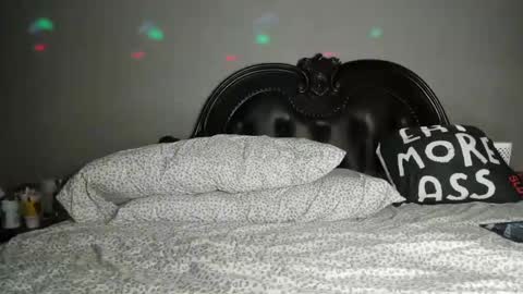 bigbuttsarena online show from 09/12/25, 03:17