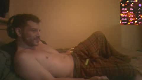 Snapshot of bigcawwwk chatting on 01/22/25, 04:34 Jon - Im Straight online show from 01/22/25, 04:34