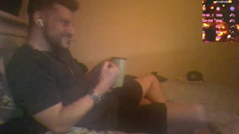 Snapshot of bigcawwwk chatting on 02/27/25, 03:25 Jon - Im Straight online show from 02/27/25, 03:25