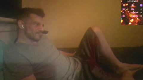 Snapshot of bigcawwwk chatting on 03/10/25, 07:53 Jon - Im Straight online show from 03/10/25, 07:53