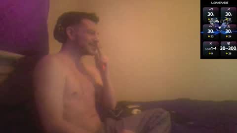 Snapshot of bigcawwwk chatting on 09/10/25, 04:18 Jon - Im Straight online show from 09/10/25, 04:18