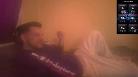 Snapshot of bigcawwwk chatting on 09/19/25, 03:13 Jon - Im Straight online show from 09/19/25, 03:13