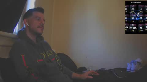 Snapshot of bigcawwwk chatting on 10/14/25, 03:46 Jon - Im Straight online show from 10/14/25, 03:46