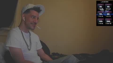 Snapshot of bigcawwwk chatting on 10/15/25, 03:50 Jon - Im Straight online show from 10/15/25, 03:50