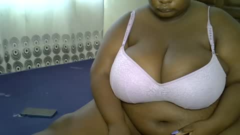 Snapshot of bigchocotities chatting on 01/03/25, 04:55 bigchocotities online show from 01/03/25, 04:55