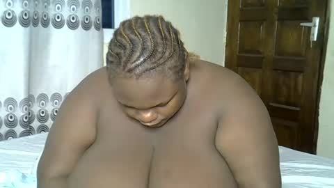 Snapshot of bigchocotities chatting on 01/04/25, 04:32 bigchocotities online show from 01/04/25, 04:32