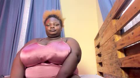 Snapshot of bigchocotities chatting on 02/12/25, 04:54 bigchocotities online show from 02/12/25, 04:54