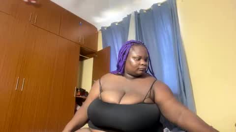 Snapshot of bigchocotities chatting on 03/10/25, 09:21 bigchocotities online show from 03/10/25, 09:21