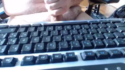 Snapshot of bigcock4u2cme chatting on 11/25/25, 06:30 bigcock4u2cme online show from 11/25/25, 06:30