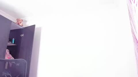 bigcock_luci online show from 12/24/24, 01:28