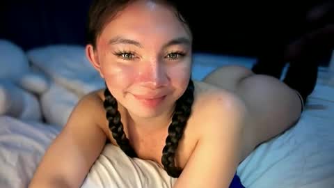 Yeng online show from 02/23/26, 05:54