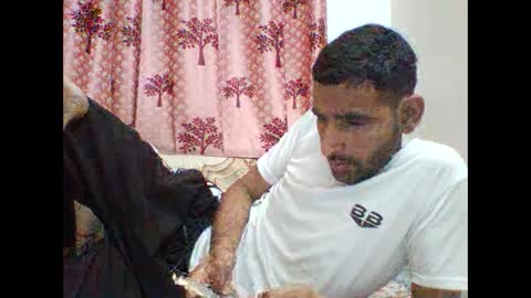 Snapshot of bigcockboy2580 chatting on 02/03/25, 09:19 akash online show from 02/03/25, 09:19