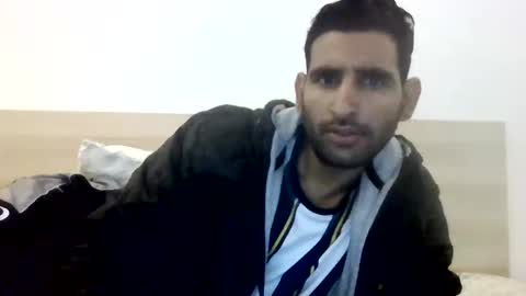 Snapshot of bigcockboy2580 chatting on 09/15/25, 06:57 akash online show from 09/15/25, 06:57