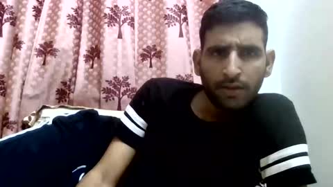 Snapshot of bigcockboy2580 chatting on 10/03/25, 03:53 akash online show from 10/03/25, 03:53