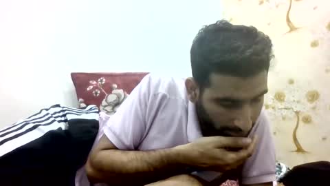 Snapshot of bigcockboy2580 chatting on 10/24/25, 06:59 akash online show from 10/24/25, 06:59