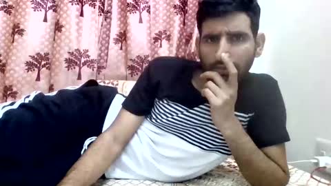 Snapshot of bigcockboy2580 chatting on 11/07/25, 08:25 akash online show from 11/07/25, 08:25