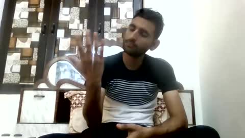 Snapshot of bigcockboy2580 chatting on 11/17/25, 08:31 akash online show from 11/17/25, 08:31